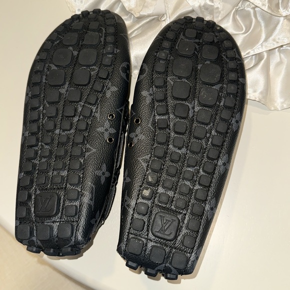 Authentic men’s Louis Vuitton loafers - Picture 2 of 3